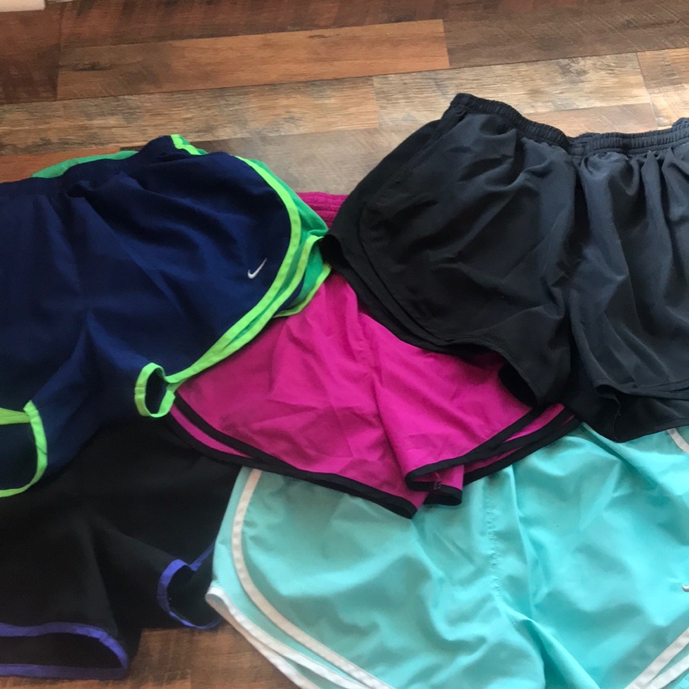 Women’s Large Nike Running Shorts